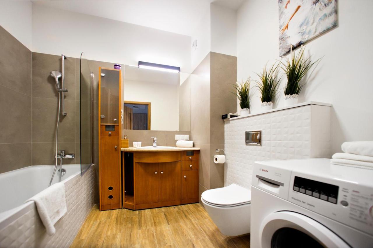 Cybernetyki 6B Serviced Accommodation Varšava Exteriér fotografie